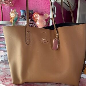 Coach Tan Pebbled Leather Tote with Reversible Detail